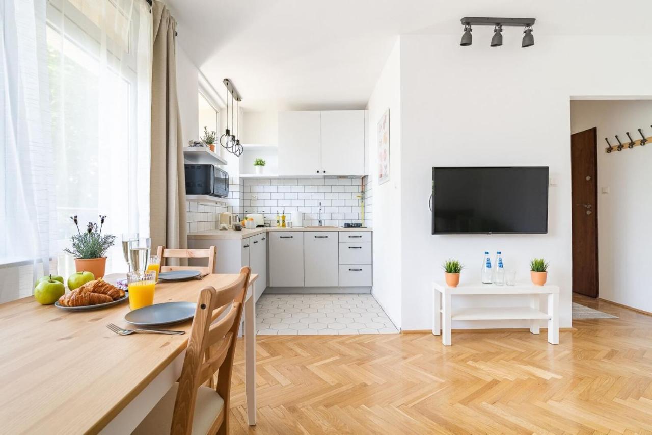 Rent Like Home - Pawia 36 Варшава Экстерьер фото